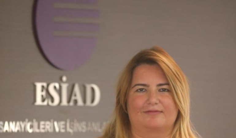 İş Dünyasının Geleceğini Şekillendirecek: ESİAD III. Yatırım Zirvesi Coşkuyla Başlıyor! 6 is-dunyasinin-gelecegini-sekillendirecek-esiad-iii-yatirim-zirvesi-coskuyla-basliyor-5nizHU1f.jpg