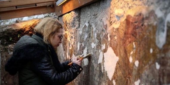 Meryem ve Çocuk İsa Freski Restore Edildi: Sanat Tarihinin Gizli Kalmış Hazinesi Ortaya Çıkıyor!
