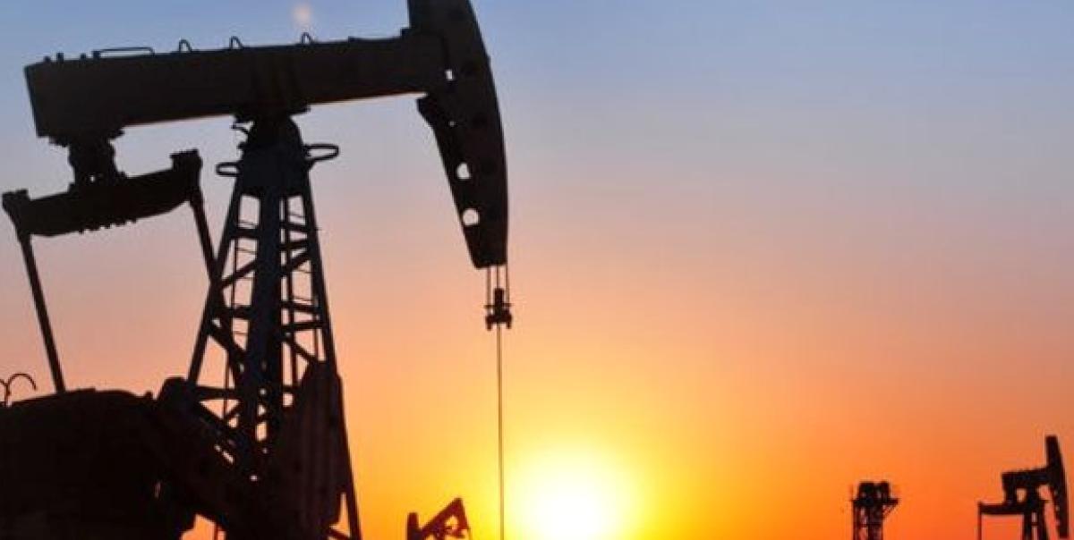 Petrol Fiyatlarında Şok Düşüş! Tansiyonlar Yerle Bir Oldu! 2 petrol-fiyatlarinda-sok-dusus-tansiyonlar-yerle-bir-oldu-JEEApULW.jpg