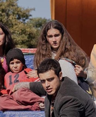 Şehrazat ve Sahipsizler: Hollywood'da Parlayan Yeni Türk Dizileri 2 sehrazat-ve-sahipsizler-hollywoodda-parlayan-yeni-turk-dizileri-mp1eh9nr.jpg