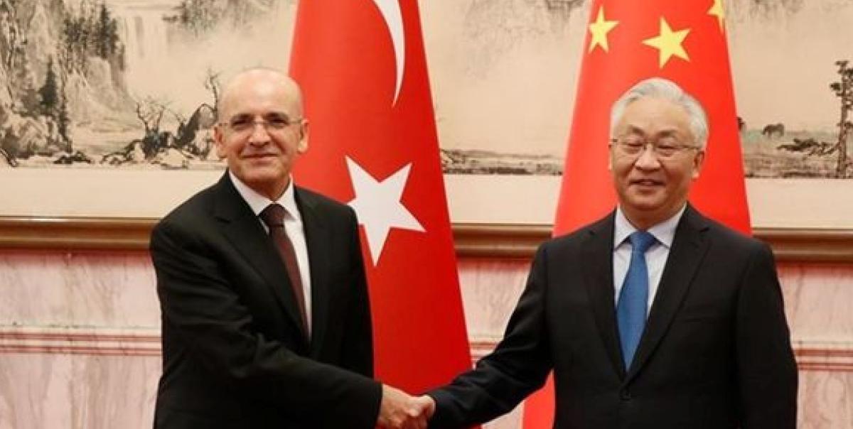 Şimşek'ten Çarpıcı Açıklama: Çin ile Ticarette Dengeyi Sağlamak İçin Yeni Stratejiler! 2 simsekten-carpici-aciklama-cin-ile-ticarette-dengeyi-saglamak-icin-yeni-stratejiler-rmzAMIh3.jpg