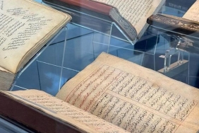 Süleymaniye'de Açılan Garibname Sergisi: Sanat Dünyasında Çığır Açan Eserin Gizemleri! 7 suleymaniyede-acilan-garibname-sergisi-sanat-dunyasinda-cigir-acan-eserin-gizemleri-iFZKPE25.jpg