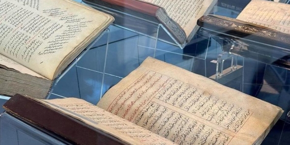 Süleymaniye’de Açılan Garibname Sergisi: Sanat Dünyasında Çığır Açan Eserin Gizemleri!