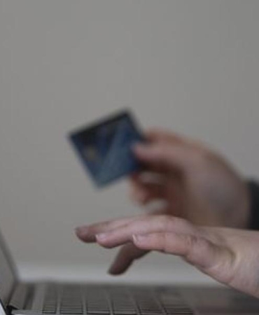 ticaret-bakanindan-kasim-indirimleri-icin-sok-uyari-firsatlari-kacirmayin-sdfp2O8M.jpg