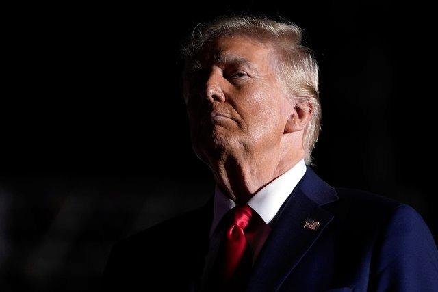 Trump'ın Çığır Açan Gümrük Vergisi Planları: 10 Şok Analiz! 3 Trump'ın Çığır Açan Gümrük Vergisi Planları: 10 Şok Analiz!