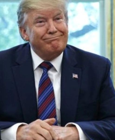 Trump'ın Ekonomi Yönetiminde Şaşırtan Atamalar: Ekonomik Devrim mi Geliyor? 3 trumpin-ekonomi-yonetiminde-sasirtan-atamalar-ekonomik-devrim-mi-geliyor-tMhqHB4F.jpg