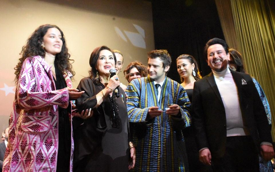 Türkan Şoray'a Özbekistan'dan Şaşırtıcı Sinema Onur Ödülü! Bu Ödülün Ardındaki Gizem Ne? 1 Türk Filmleri Haftası Taşkent'te Başladı