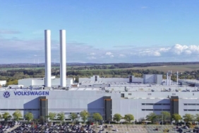 Volkswagen İşçileri İçin Tarihi Grev Çağrısı: IG Metall'den Ses Getiren Adım! 2 volkswagen-iscileri-icin-tarihi-grev-cagrisi-ig-metallden-ses-getiren-adim-CSxJ7wCe.jpg
