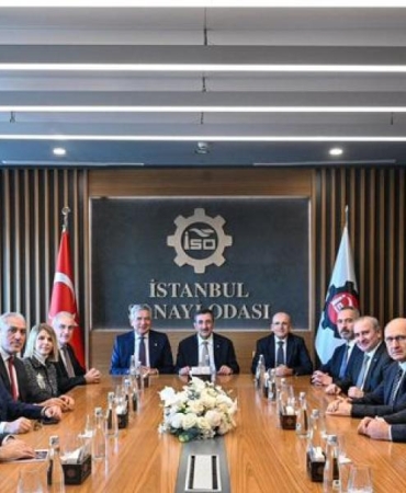 Yılmaz ve Şimşek'ten İSO ve İTO'ya Göz Kamaştıran Ziyaret! 2 yilmaz-ve-simsekten-iso-ve-itoya-goz-kamastiran-ziyaret-r1gyPMPU.jpg