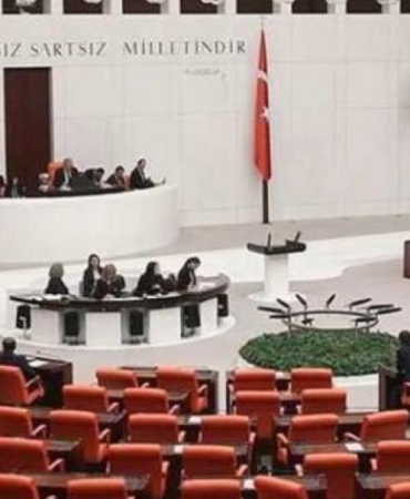 2024un-en-carpici-ekonomi-ve-siyaset-gundemi-14-aralikta-neler-olacak-m8ituxBs.jpg