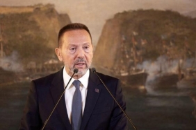 AMB'den Stournaras: Faiz Oranlarındaki Kesintiler Hızla Değil, Kademeli Olmalı! 12 ambden-stournaras-faiz-oranlarindaki-kesintiler-hizla-degil-kademeli-olmali-ay4WgQEI.jpg