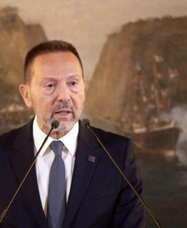 AMB'den Stournaras: Faiz Oranlarındaki Kesintiler Hızla Değil, Kademeli Olmalı! 4 ambden-stournaras-faiz-oranlarindaki-kesintiler-hizla-degil-kademeli-olmali-ay4WgQEI.jpg