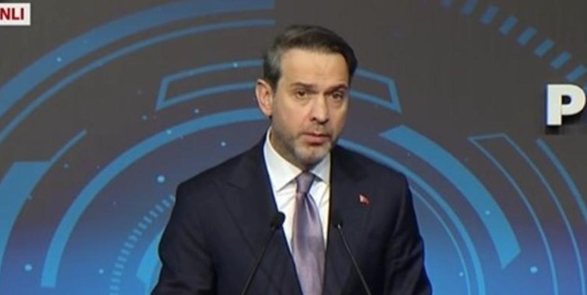 Bakan Bayraktar'dan Çarpıcı Açıklama: Yeni Rezerv Çalışmalarımızla Geleceği Şekillendiriyoruz! 2 bakan-bayraktardan-carpici-aciklama-yeni-rezerv-calismalarimizla-gelecegi-sekillendiriyoruz-uL3Og61l.jpg
