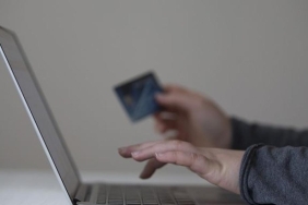 E-Ticaret Dünyasında Şok Gelişme: Stopaj Oranı Açıklandı! 4 e-ticaret-dunyasinda-sok-gelisme-stopaj-orani-aciklandi-lKRXvUmI.jpg
