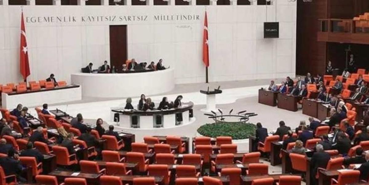 ekonomi-ve-siyasetin-calkantili-gundemi-15-aralik-2024te-neler-olacak-MU6lnzeK.jpg
