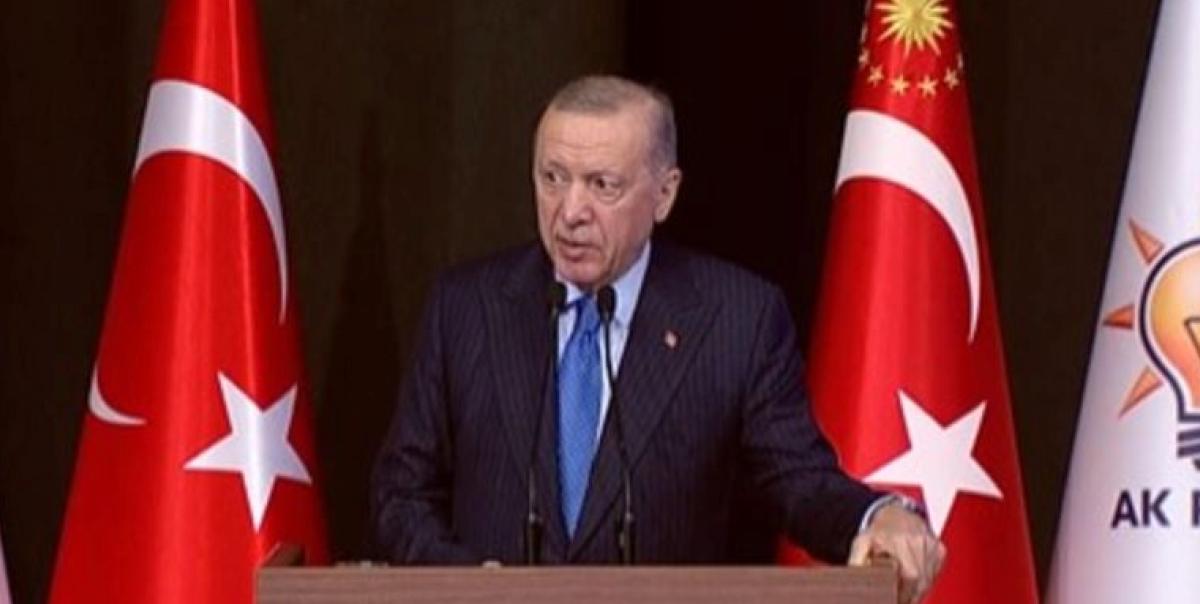 Erdoğan'dan Çarpıcı Açıklama: Sabit Gelirleri Yükselterek Programı Kesintiye Uğratmayacağız! 2 erdogandan-carpici-aciklama-sabit-gelirleri-yukselterek-programi-kesintiye-ugratmayacagiz-WBF34FIH.jpg