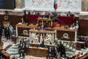 Fransa'nın Kaderini Belirleyecek Çarpıcı Gün! 14 fransanin-kaderini-belirleyecek-carpici-gun-p6jMijJQ.jpg