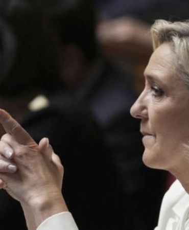 Le Pen, Hükümete Karşı Şok Güvensizlik Önergesiyle Sarsıcı Bir Hamle Yapıyor! 10 le-pen-hukumete-karsi-sok-guvensizlik-onergesiyle-sarsici-bir-hamle-yapiyor-ggCaiTK6.jpg