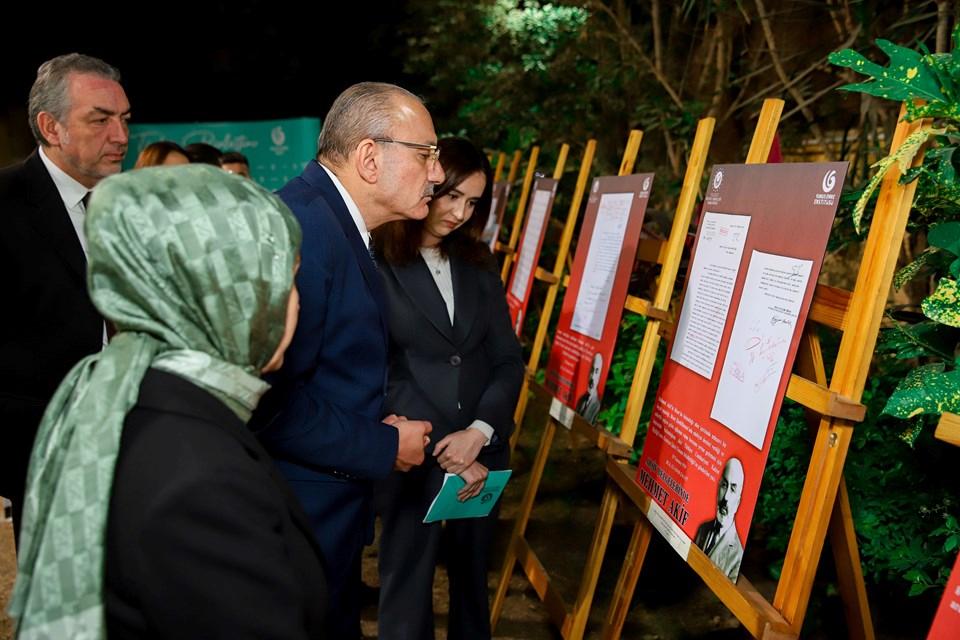 Milli Şair Mehmet Akif Ersoy'un Kabri Başında Unutulmaz Anlar: Bu İsimle İlgili Bilmediğiniz 10 Şok Edici Gerçek! 2 Mısır'da Anma Etkinlikleri
