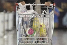 Şok! Plastik Poşet Fiyatları Fırladı, Alışverişlerimizi Nasıl Etkileyecek? 2 sok-plastik-poset-fiyatlari-firladi-alisverislerimizi-nasil-etkileyecek-FkgXsirY.jpg