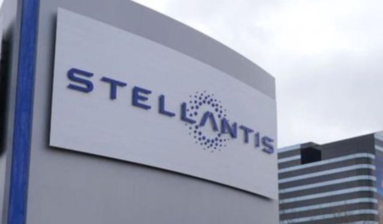 Stellantis CEO'su Tavares'in Şok İstifası: Otomotiv Dünyasında Sarsıntı! 6 stellantis-ceosu-tavaresin-sok-istifasi-otomotiv-dunyasinda-sarsinti-sBsbQyNz.jpg