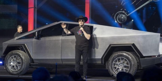 Tesla Balinası: Elektrikli Devrim İçin Satışa Çıkıyor!