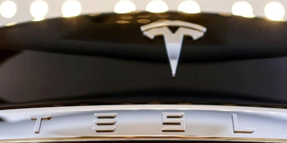Tesla Hisseleri Zirveye Ulaşıyor: Yatırımcıları Şaşırtan Rekor Yükseliş!