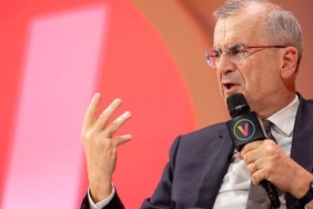 Villeroy: Avrupa Merkez Bankası'nın Faiz İndirimleriyle Ekonomiyi Canlandırma Zamanı! 13 villeroy-avrupa-merkez-bankasinin-faiz-indirimleriyle-ekonomiyi-canlandirma-zamani-WXreG8Nl.jpg
