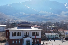 Vizontele Tuuba'nın İlçesi Artık Nostaljiye Veda Ediyor: Kütüphane Özlemi Gerçekleşti! 2 vizontele-tuubanin-ilcesi-artik-nostaljiye-veda-ediyor-kutuphane-ozlemi-gerceklesti-icTOjVE9.jpg