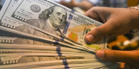 2024’te Döviz Mevduatlarında Şok Düşüş: 18 Milyar Dolar Kayboluyor!