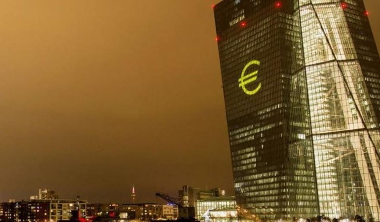 Avrupa Bankaları Kredi Koşullarını Sertleştiriyor: Ekonomik Kriz Kapıda mı? 1 avrupa-bankalari-kredi-kosullarini-sertlestiriyor-ekonomik-kriz-kapida-mi-5vK2EIwf.jpg