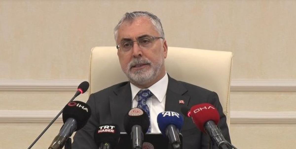 Bakan Işıkhan'dan Şok Asgari Ücret Açıklaması: Çalışanları Heyecanlandıracak Yenilikler! 2 bakan-isikhandan-sok-asgari-ucret-aciklamasi-calisanlari-heyecanlandiracak-yenilikler-F3JcO8Tv.jpg