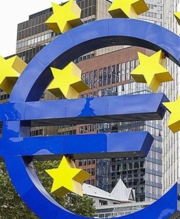 euro-bolgesinde-imalat-gostergesi-dibi-gordu-uc-ayin-en-kotu-seviyesi-dcINwthp.jpg