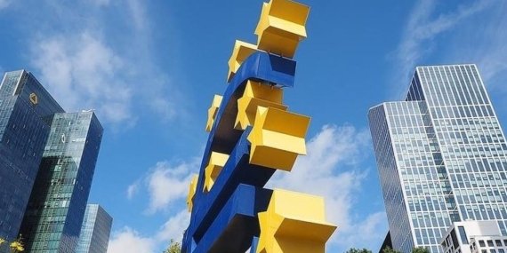 Euro Bölgesinde Sanayi Üretimi: Beklentileri Altüst Eden Veriler!