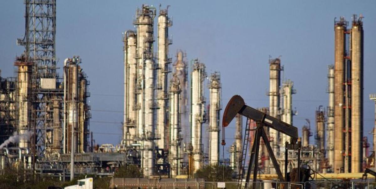 Goldman Sachs'tan Artan Petrol Tahmini: Yeni Beklentiler 2 goldman-sachstan-artan-petrol-tahmini-yeni-beklentiler-3yjfpp3a.jpg