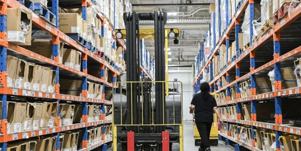 HSBC'nin Perakende Hisse Tavsiyeleri: Yatırımcıları Şaşırtacak Yenilikler! 2 hsbcnin-perakende-hisse-tavsiyeleri-yatirimcilari-sasirtacak-yenilikler-UM3B5G1U.jpg