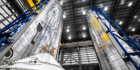 Jeff Bezos’tan Uzay Rekabetine Şok Eden Stratejik Hamle!
