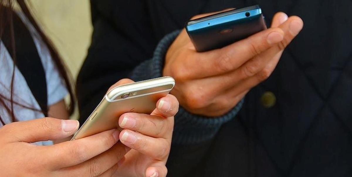 Küresel Akıllı Telefon Pazarında Büyüme Rüzgarı: Yüzde 4 ile 6 Arasında Heyecan Verici Beklentiler! 2 kuresel-akilli-telefon-pazarinda-buyume-ruzgari-yuzde-4-ile-6-arasinda-heyecan-verici-beklentiler-Nc8OHSxx.jpg
