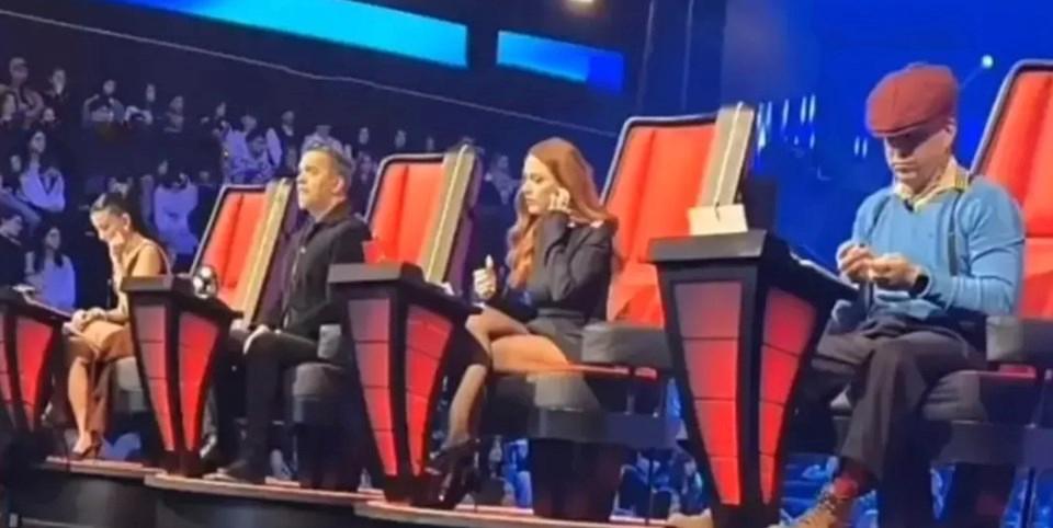 Melike Şahin'in O Ses Türkiye Üzerine Yaptığı Açıklama: Eğlenceli Rekabetler Yaşanıyor! 2 Melike Şahin'in Duyguları