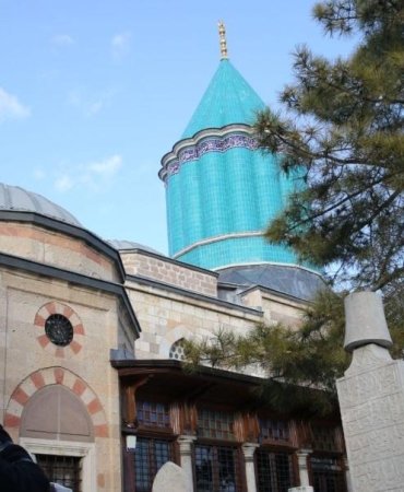 Mevlana Müzesi'nde 2024 Yılına Damga Vuran 3 Milyondan Fazla Ziyaretçi: Bu Eşsiz Deneyimi Kaçırmayın! 9 mevlana-muzesinde-2024-yilina-damga-vuran-3-milyondan-fazla-ziyaretci-bu-essiz-deneyimi-kacirmayin-iB3xf3LL.jpg