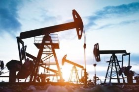 Petrol Fiyatları Çakılıyor: Yön Aşağı, Kriz Kapıda! 4 petrol-fiyatlari-cakiliyor-yon-asagi-kriz-kapida-Lt5i1q3G.jpg