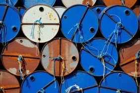 Petrol Fiyatları Trump'ın Yaptırımlarıyla Düşüşe Geçiyor: Kriz Kapıda mı? 3 petrol-fiyatlari-trumpin-yaptirimlariyla-dususe-geciyor-kriz-kapida-mi-AOsuN3XK.jpg