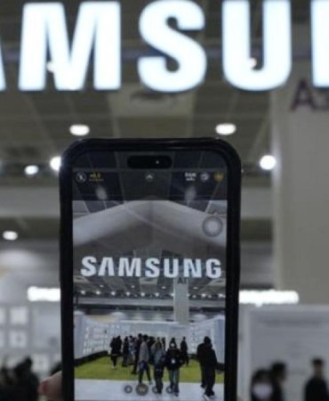 Samsung'un Kar Beklentileri Hayal Kırıklığı Yaratıyor! Yenilikçi Stratejilerle Zirveye Tırmanacak mı? 2 samsungun-kar-beklentileri-hayal-kirikligi-yaratiyor-yenilikci-stratejilerle-zirveye-tirmanacak-mi-7fbfBpdj.jpg