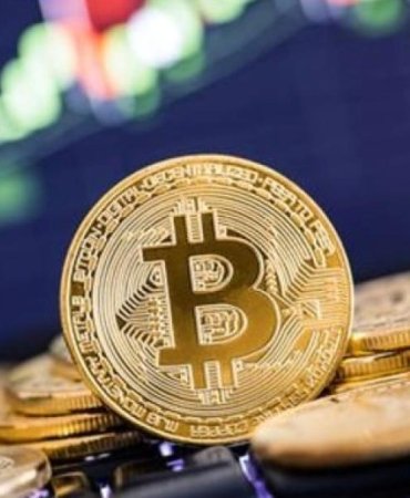 Trump Dönemi Öncesi Bitcoin'de Tarihi Zirve 3 trump-donemi-oncesi-bitcoinde-tarihi-zirve-M1cUdAux.jpg