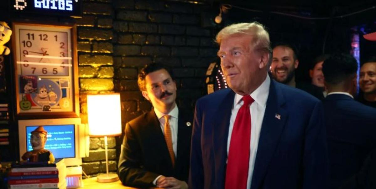Trump, Kripto Parayı Politikada Yeni Bir Öncelik Olarak Belirleyecek 2 trump-kripto-parayi-politikada-yeni-bir-oncelik-olarak-belirleyecek-awn3jOLy.jpg