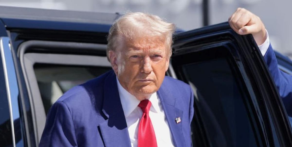 Trump'ın Davasında Şok Edici Gelişme: Kritik Tarih Belirlendi! 2 trumpin-davasinda-sok-edici-gelisme-kritik-tarih-belirlendi-Sb2ibLmE.jpg