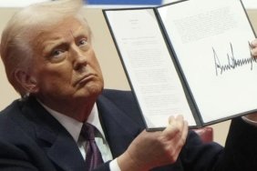 Trump'ın İlk Günü: Şok Edici Kararlar ve Tartışmalı Mesajlar! 3 trumpin-ilk-gunu-sok-edici-kararlar-ve-tartismali-mesajlar-Fgvjz2TG.jpg