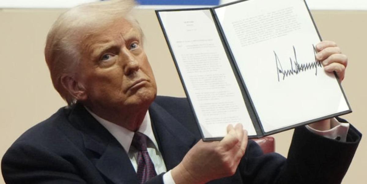 Trump'ın İlk Günü: Şok Edici Kararlar ve Tartışmalı Mesajlar! 26 trumpin-ilk-gunu-sok-edici-kararlar-ve-tartismali-mesajlar-Fgvjz2TG.jpg