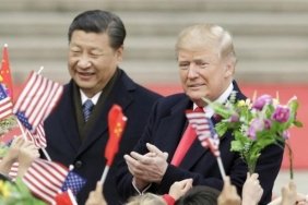 trumptan-cine-sok-yuzde-10luk-tarifeyle-ticaret-savaslari-alevleniyor-qrnAVABO.jpg