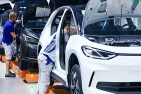 Volkswagen'in 2024 Satışları Bir Önceki Yılın Gerisinde Kaldı: Otomotiv Sektöründe Şok Edici Düşüş! 15 volkswagenin-2024-satislari-bir-onceki-yilin-gerisinde-kaldi-otomotiv-sektorunde-sok-edici-dusus-cFqAtT9R.jpg